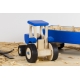 Dřevěný traktor s vozíkem modrý